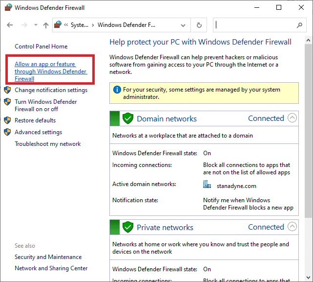 En la ventana emergente, haga clic en Permitir una aplicación o función a través del Firewall de Windows Defender.  Cómo reparar el error 403 de Google Chrome