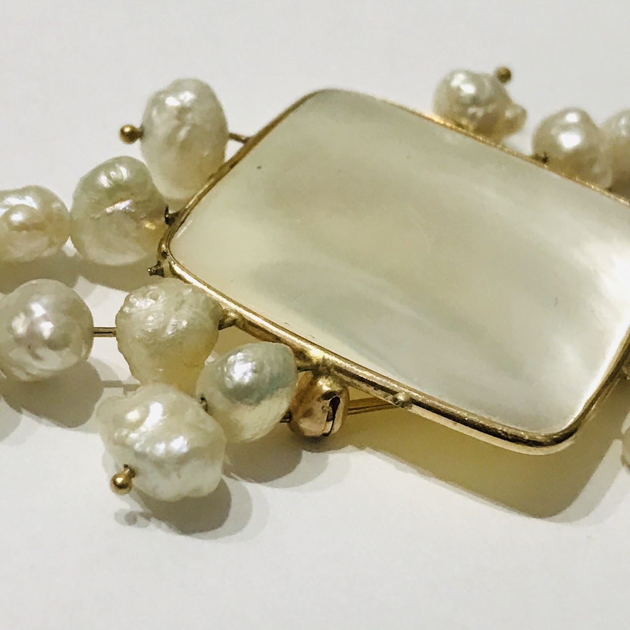 14K Gold and Freshwater Pearl Brooch