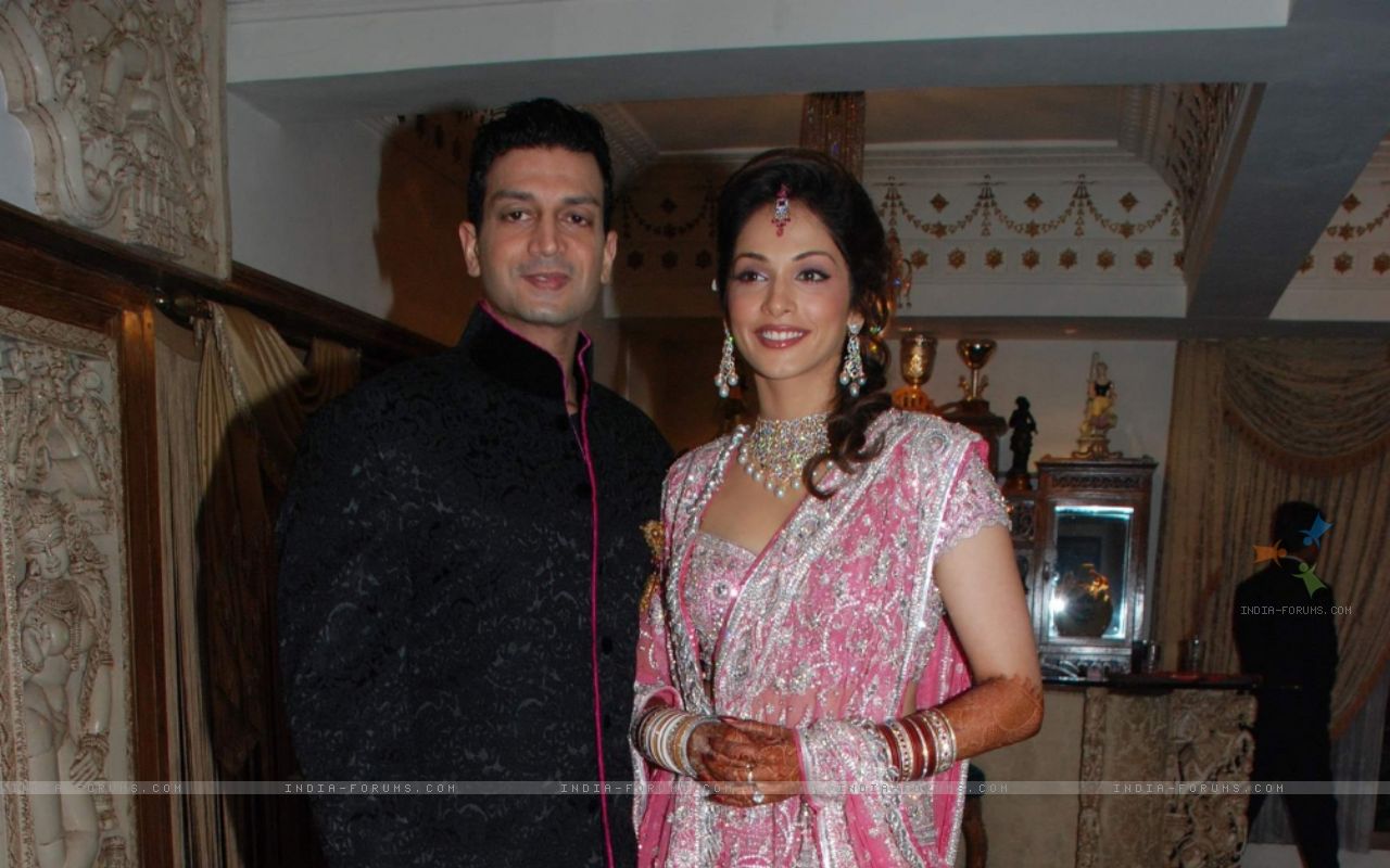 isha koppikar wedding