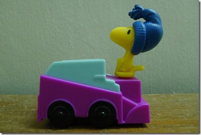 McDonald’s happy meal X The Peanuts Movie 2015 toys: Woodstock