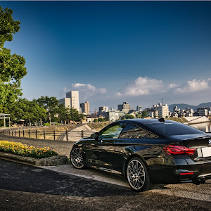 M4 クーペ F82