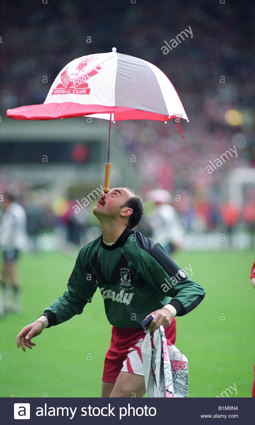 파일:external/c8.alamy.com/bruce-grobbelaar-liverpool-v-sunderland-fa-cup-final-9-5-92-B1M0N4.jpg