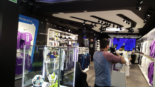 tienda oficial Real Madrid, 11560 de, Petrarca 232, Polanco V Secc, Ciudad de México, CDMX, México, Tienda de ropa | Ciudad de México