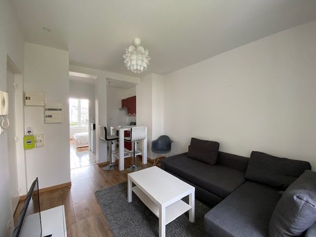 Location meublée appartement 2 pièces 32 m² à Brest (29200), 550 €