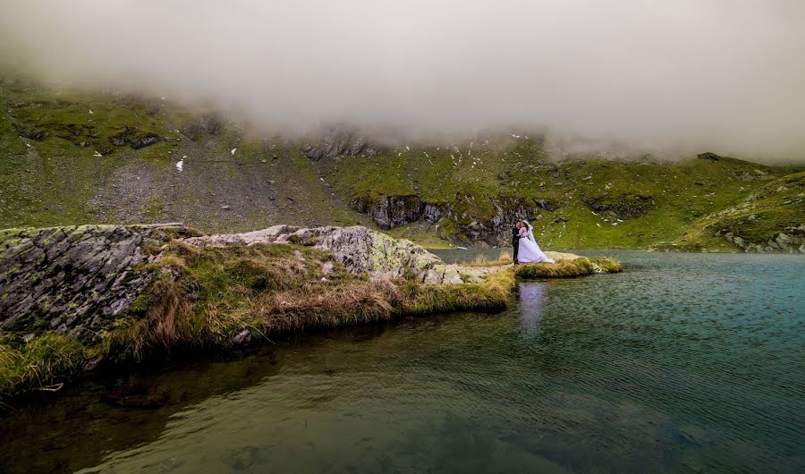 Fotografo di matrimoni Claudiu Mladin (clau). Foto del 6 agosto 2019