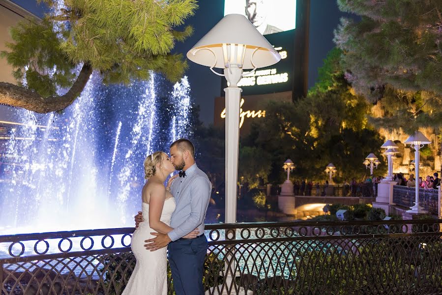 Fotógrafo de bodas Gala Parker (galaparker). Foto del 1 de agosto 2019