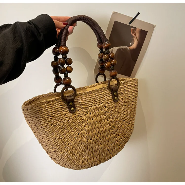 Geflochtene Damenhandtasche für den Strandurlaub Große Kapazität Lässige Halbkreisform Perfekt für Urlaub und Alltag