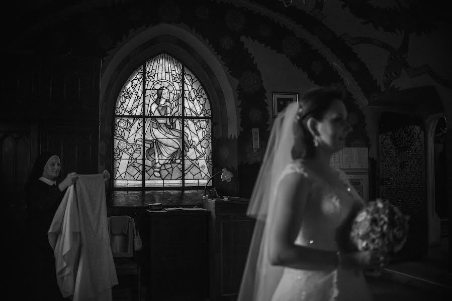 結婚式の写真家Mariusz Borowiec (borowiec)。2017 2月15日の写真