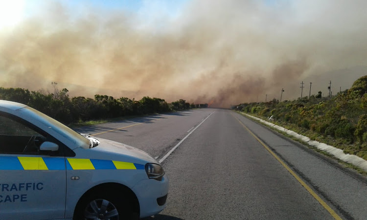 The mountain fire between Kleinmond and Hermanus burnt more than 5,000ha, including 10ha of commercial fynbos. Picture: TRAFFICSA/TWITTER.