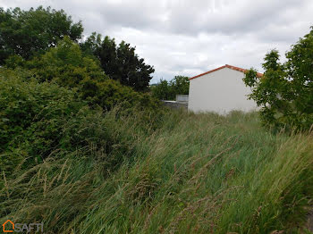 terrain à Fontenay-le-Comte (85)