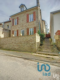 maison à Cerisy-la-Forêt (50)