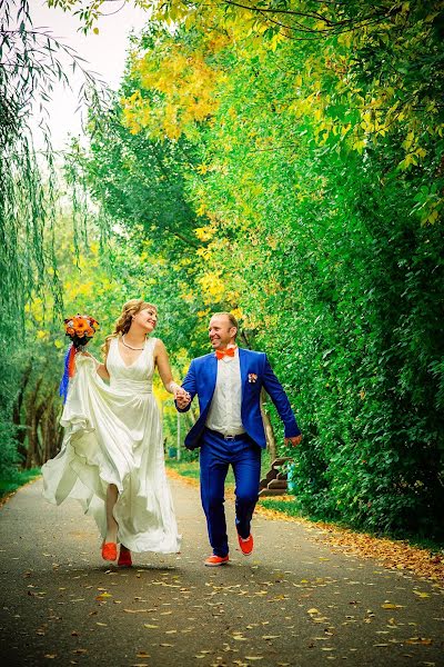 Wedding photographer Aleksandr Kabanov (kabanov56). Photo of 16 October 2015