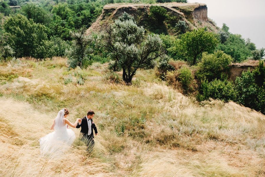 Wedding photographer Serezha Tkachenko (tkachenkos). Photo of 2 September 2016