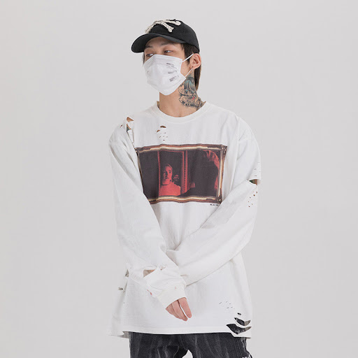 Title 5, Oil painting print personality long sleeve