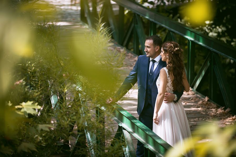 Fotógrafo de casamento Dimitris Koukiotis (dimikouk1). Foto de 1 de dezembro 2017