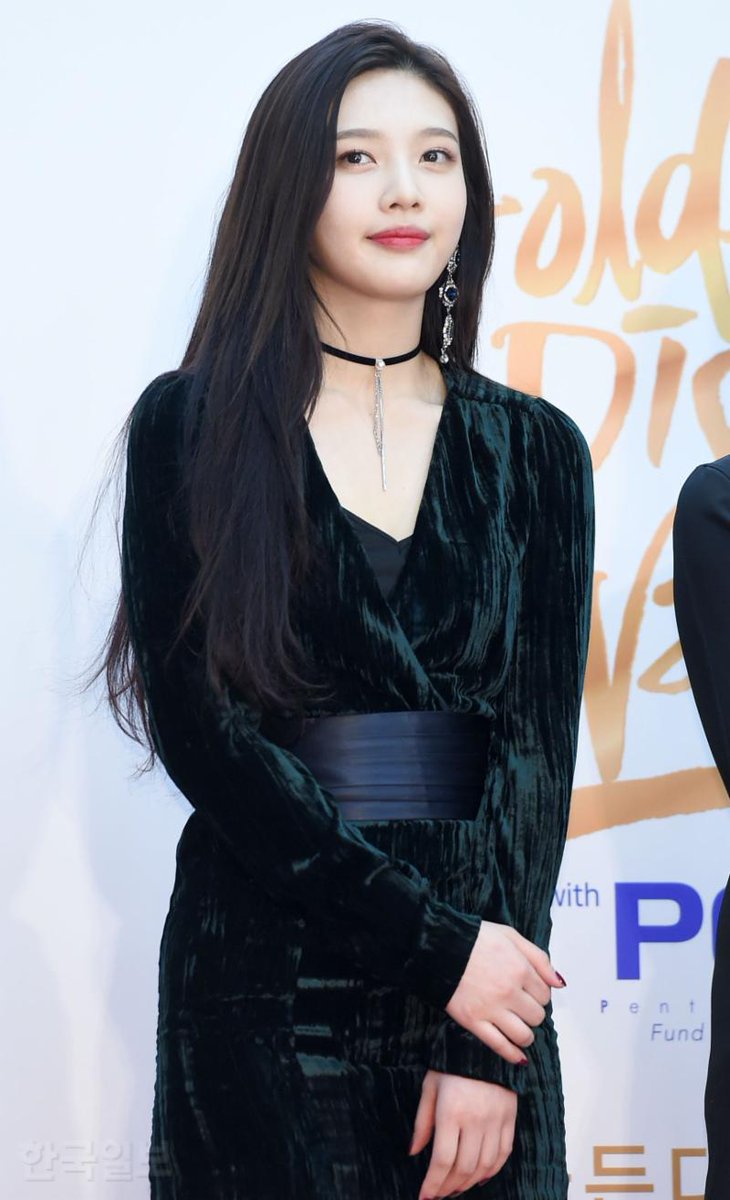 TOP 10 Sexiest Red Carpet Dresses Ever Worn By Red Velvet