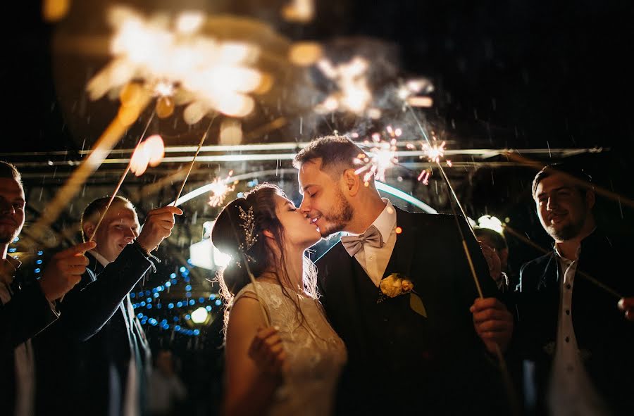 Fotógrafo de bodas Vitaliy Fedosov (vitalyf). Foto del 5 de septiembre 2017