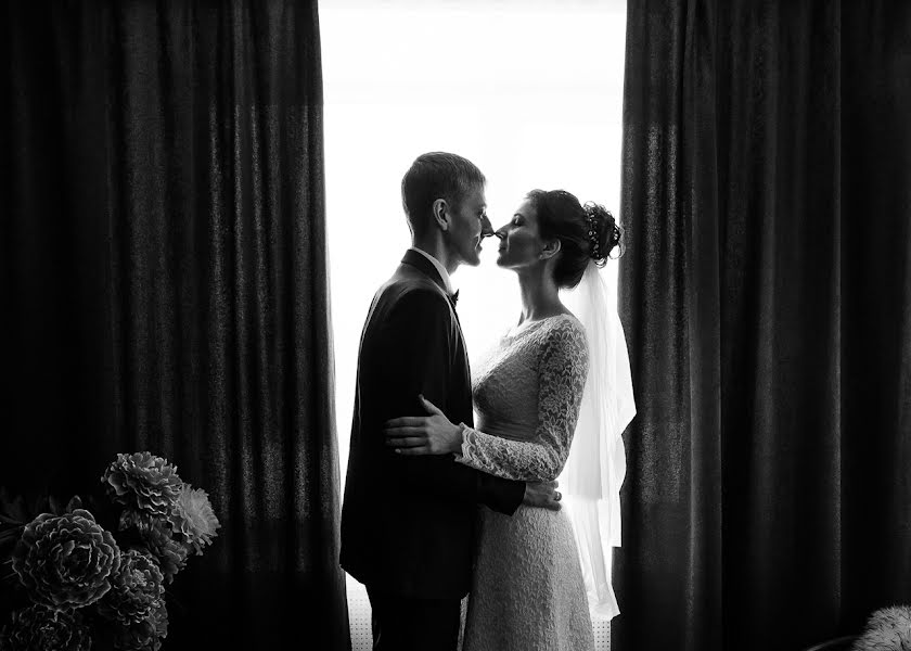 Fotógrafo de casamento Galina Trenina (galinatrenina). Foto de 23 de fevereiro 2017