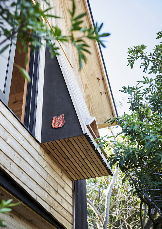 Alexander’s cabin incorporates a built-in owl box, designed in consultation with raptor specialists. “It’s an offering to the environment, an invitation to life around the home to co-habit the cabin,” says Alexander.