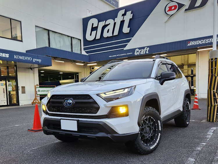 RAV4のRAV4・ハイブリッドアドベンチャーオフロードパッケージ2・RAYS 