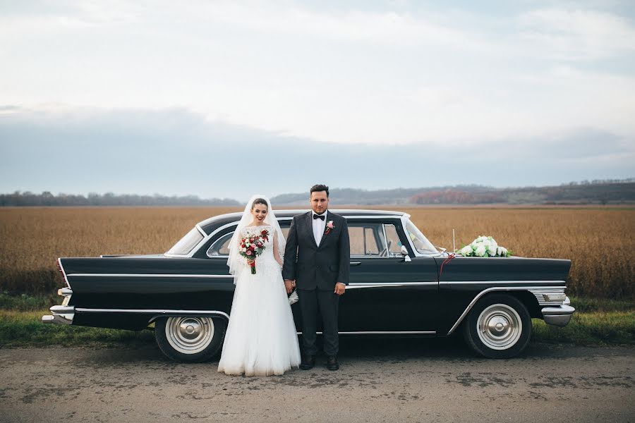 Fotógrafo de bodas Dmitriy Lavrov (lavrovdima). Foto del 19 de marzo 2017