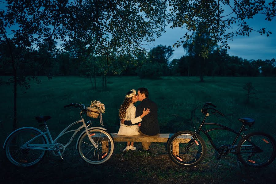 Fotógrafo de casamento Evgeniya Sedneva (falcona). Foto de 7 de junho 2016