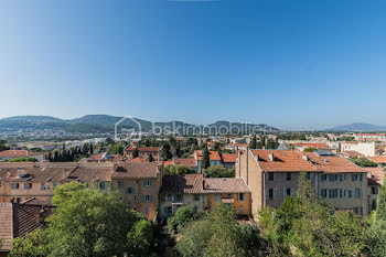 appartement à Hyeres (83)