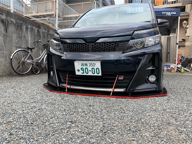 ヴォクシーのやすさんが投稿したカスタム事例の投稿画像2枚目