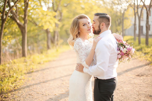 Fotógrafo de casamento Evgeniya Tarunova (tarunova). Foto de 14 de junho 2016