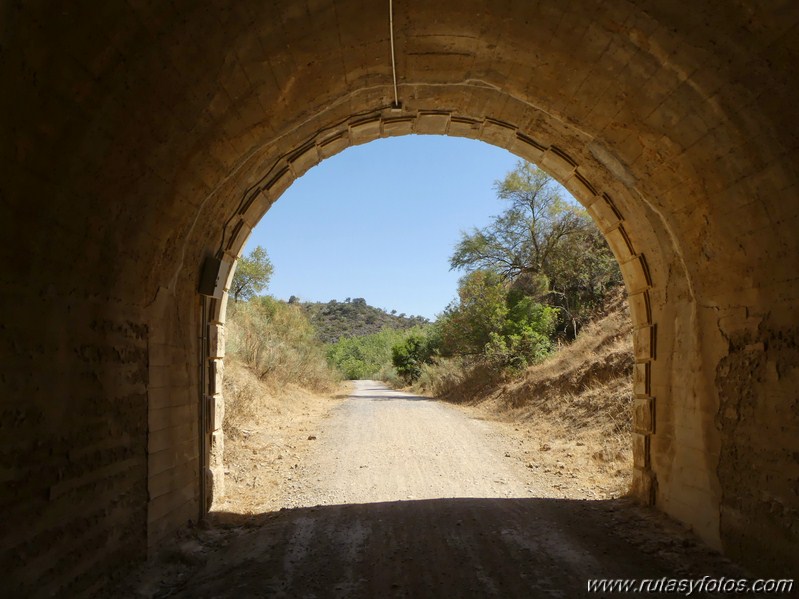 Via Verde de la Sierra: Puerto Serrano - Olvera