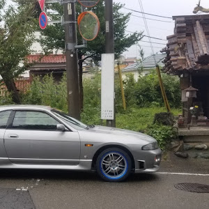 スカイライン R33