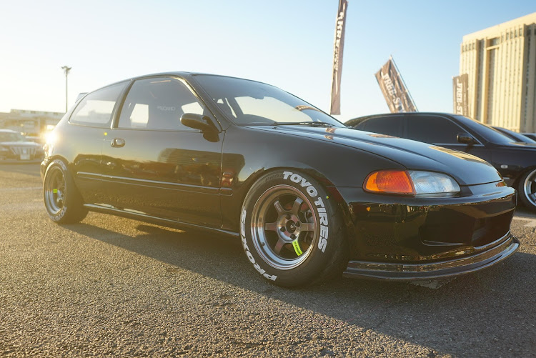 ネオン　※2025年6月25日　生きてますよーさんが投稿した11月もよろしくお願いします・stancenation・スタネお台場・スタンスネーション・お台場に関するカスタム事例の投稿画像3枚目