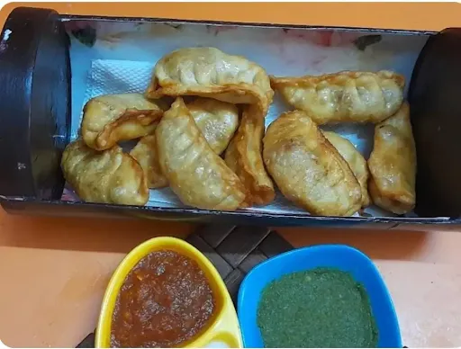 Chicken Cheese Fried Momos [6 Pieces]