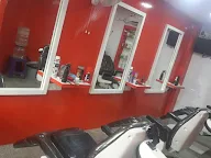 New Student Mens Parlour photo 2