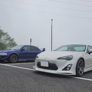 86 ZN6