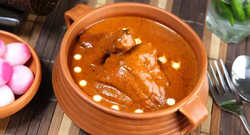 Murgh Makhni With Bone