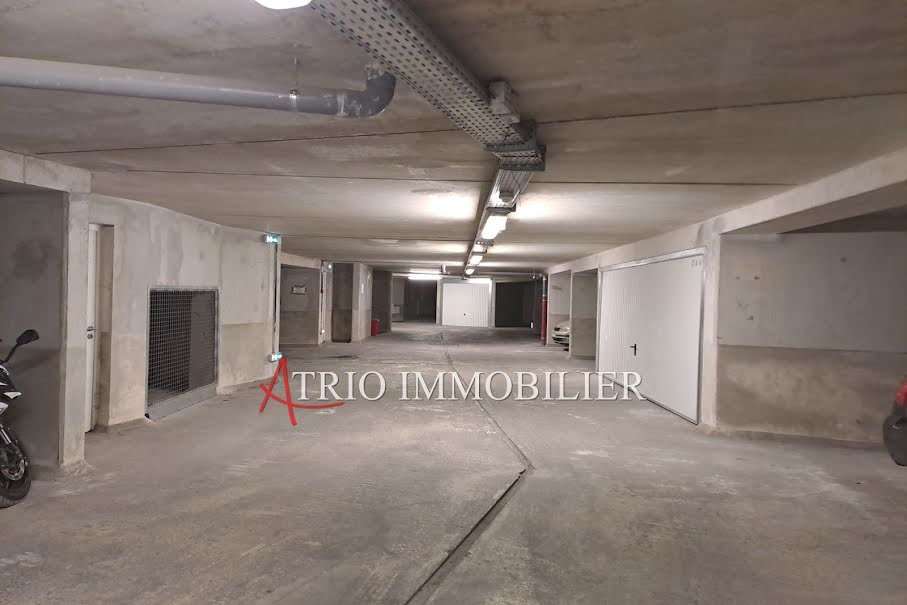 Vente parking  15 m² à Cagnes-sur-Mer (06800), 33 000 €