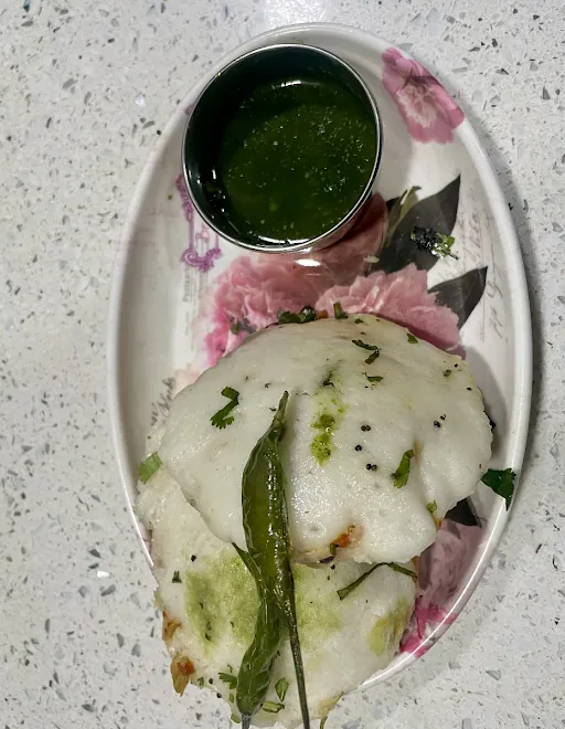 Special Stuffed Vegetable Idli [1 Pack, 2 Pieces]