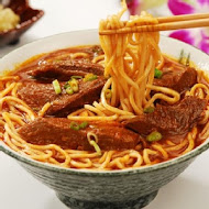 川味老張牛肉麵店(南昌店)