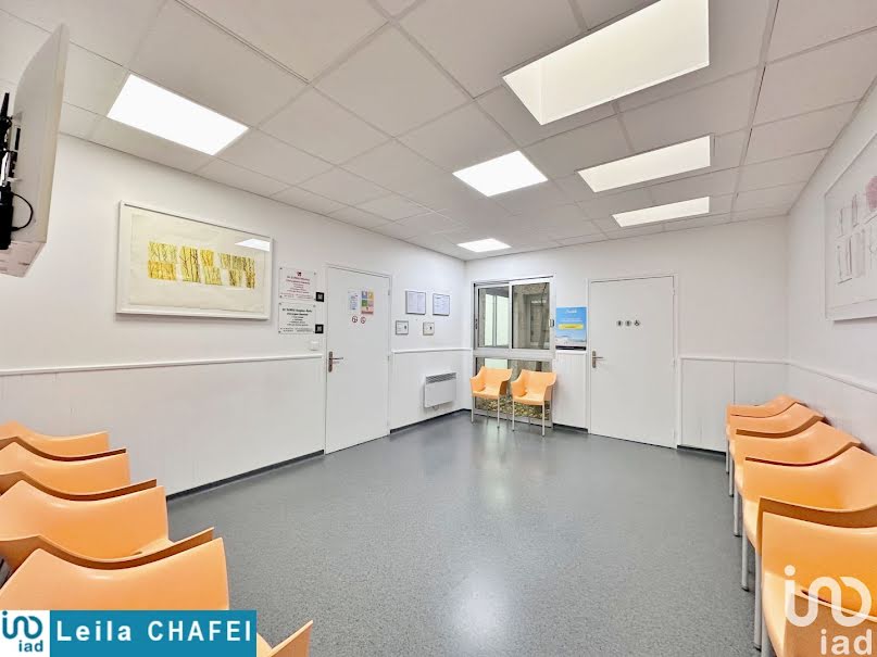 Location  locaux professionnels  12 m² à Longjumeau (91160), 874 €