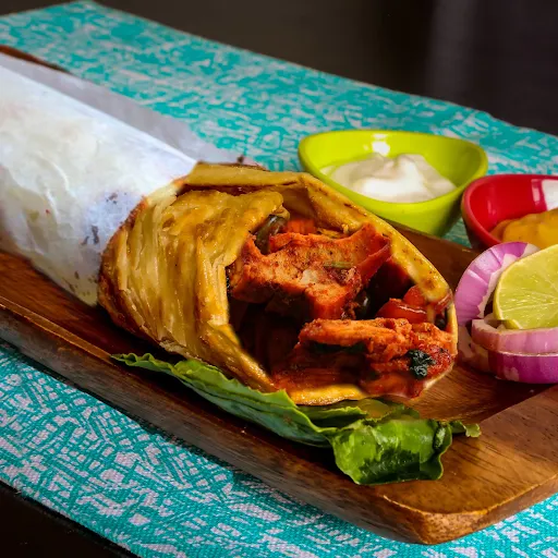 Achari Chicken Tikka Roll