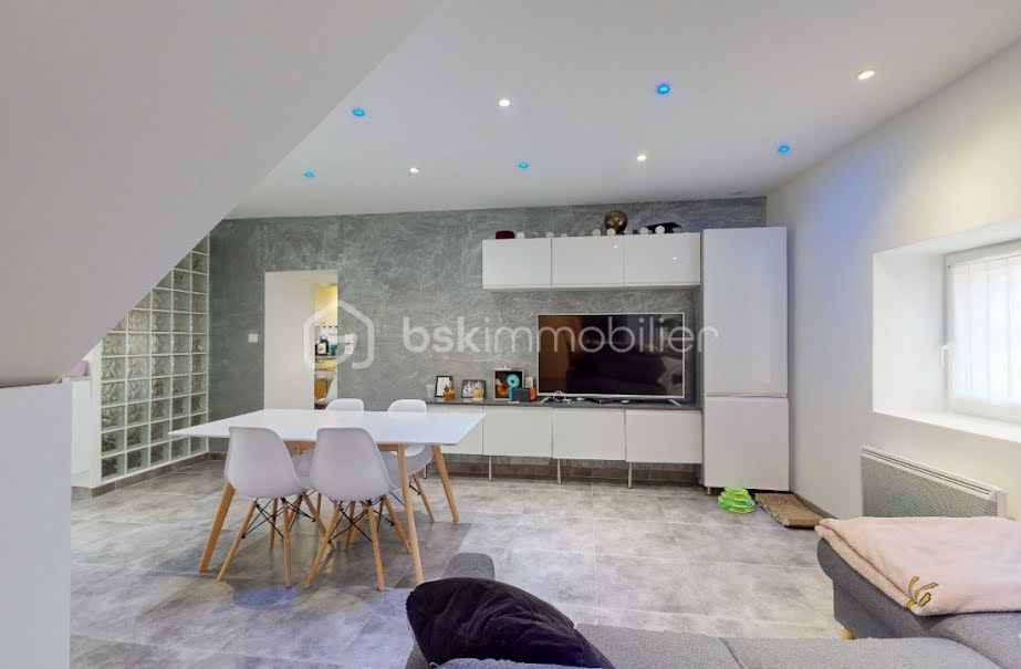 Vente appartement 3 pièces 69 m² à Saint-Jean-de-la-Ruelle (45140), 162 000 €