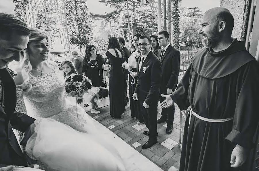 Fotógrafo de casamento Francesco Rinma (caltagirone). Foto de 24 de julho 2020