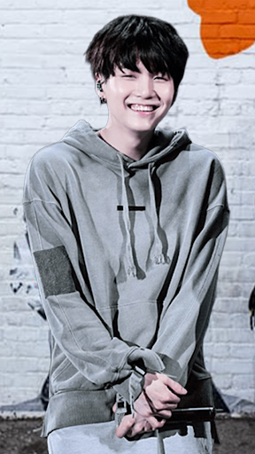 Selfie with Suga – BTS Wallpapers