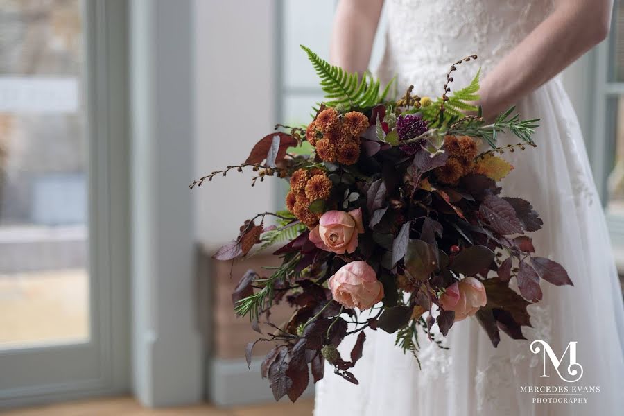 Fotografo di matrimoni Mercedes Evans (mercedesevansph). Foto del 2 luglio 2019