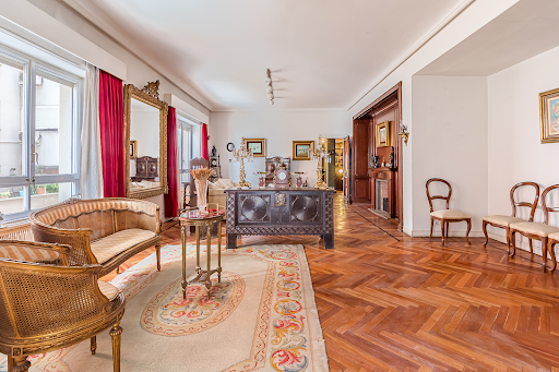 Apartment 5