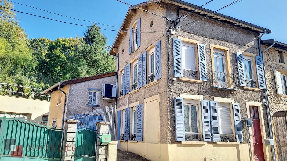 Vente maison 5 pièces 120 m² à Chambost-Allières (69870), 159 000 €