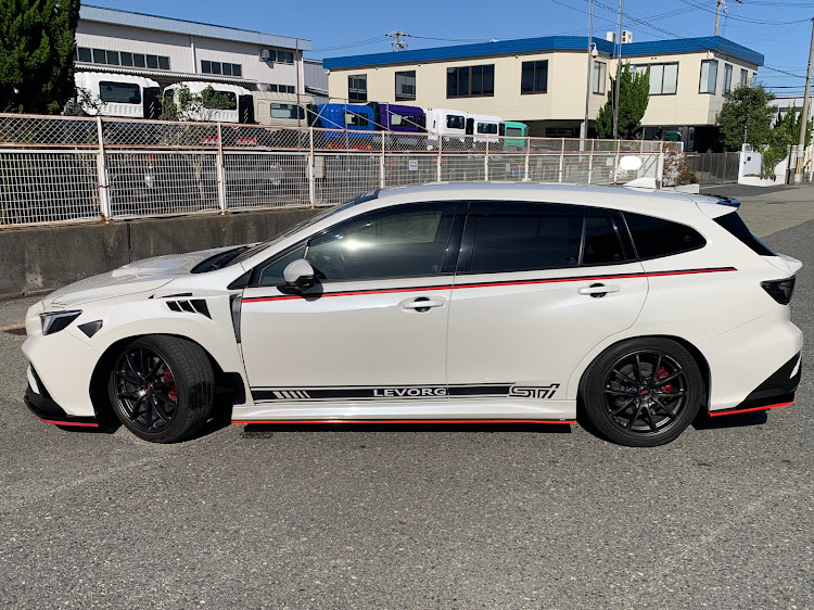 レヴォーグの58回目の👀❗️✨🚗✨🤩・いつもいいね👍&コメントありがとうございます🙇🏻‍♂️✨に関するカスタム事例の投稿画像2枚目