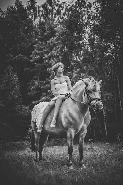 Fotografo di matrimoni Katarzyna Jabłońska (jabuszko). Foto del 21 giugno 2016