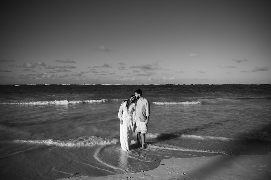 Wedding photographer Elena Mikhaylova (elenamikhaylova). Photo of 14 June 2022